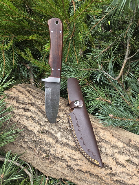 Damaskovy P122 nôž